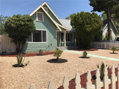 2332 Oregon Drive, Bakersfield, CA 93306