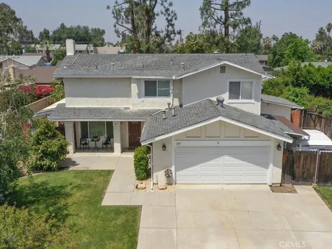 207 Naomi Street, Redlands, CA 92374