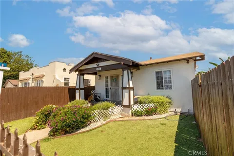 1131 E 67th Street, Los Angeles, CA 90001