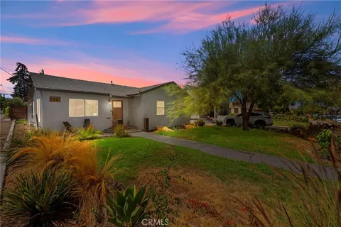 1030 E Brockton Avenue, Redlands, CA 92374