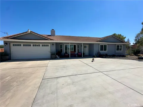 14755 Mauna Loa Street, Hesperia, CA 92345