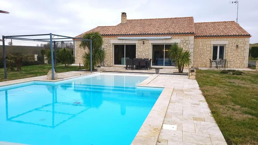 Additional image 2 of Aquitaine, Lot-et-Garonne, Duras, France