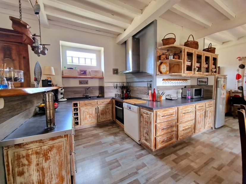 Additional image 3 of Aquitaine, Dordogne, Monpazier, France