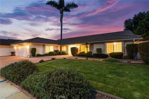 1646 Premier Court, Santa Maria, CA 93454