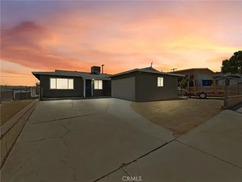 1212 Kelly Drive, Barstow, CA 92311
