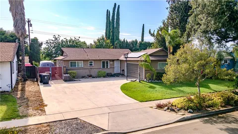 1409 Berkeley Drive, Redlands, CA 92374