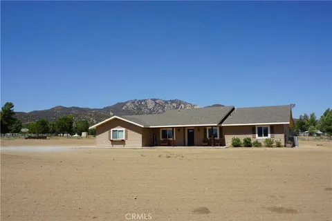 49726 Paiute Court, Aguanga, CA 92536