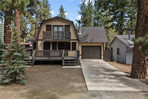 305 E Country Club Boulevard, Big Bear City, CA 92314