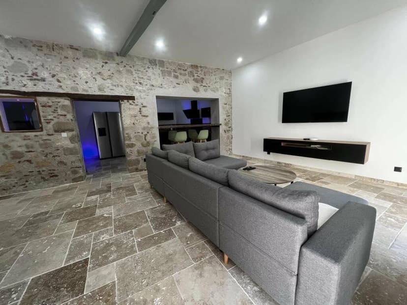 Additional image 3 of Aquitaine, Lot-et-Garonne, Penne-d'Agenais, France