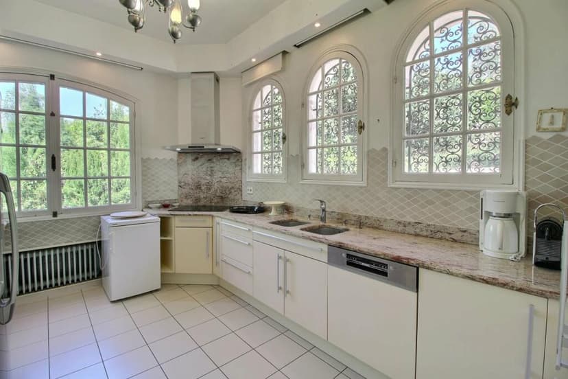 Additional image 3 of Fayence, Provence-Alpes-Cote d'Azur, 83440, France