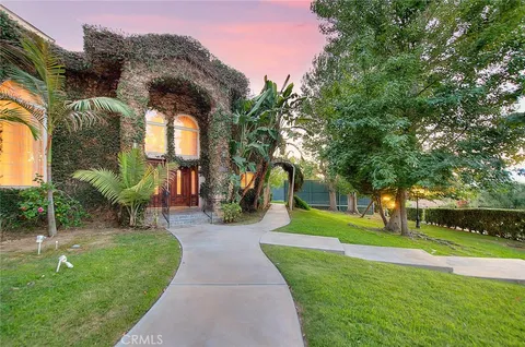 1550 Mohave Drive, Colton, CA 92324