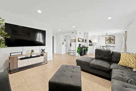 6026 Newcastle Court, San Diego, CA 92114