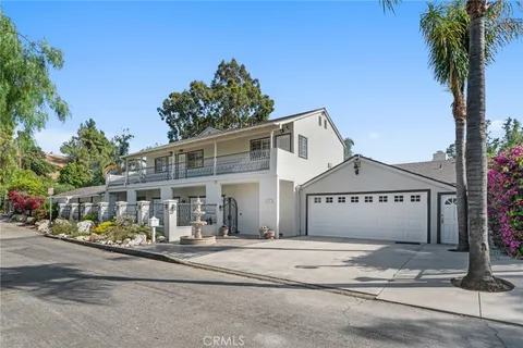 10700 Johanna Avenue, Sunland, CA 91040