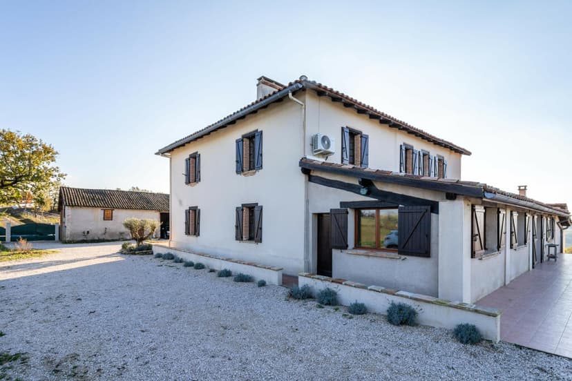 Additional image 2 of Midi-Pyrénées, Tarn-et-Garonne, Molières, France