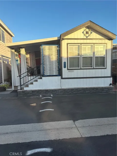 80 Riversea Road, Seal Beach, CA 90740