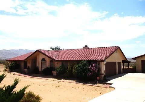 23833 Keator Road, Apple Valley, CA 92307
