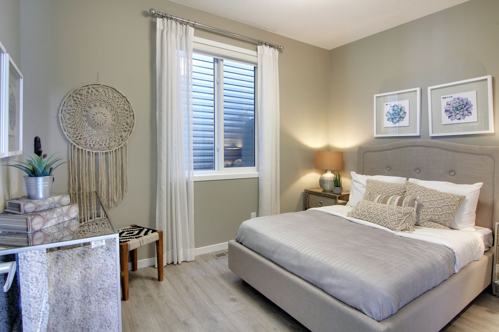 Additional image 5 of Belmont