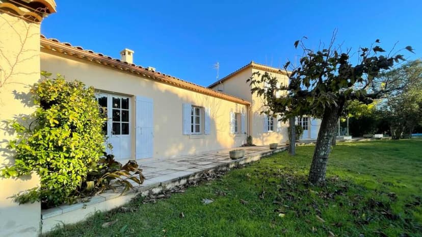 Additional image 3 of Languedoc-Roussillon, Gard, Uzès, France