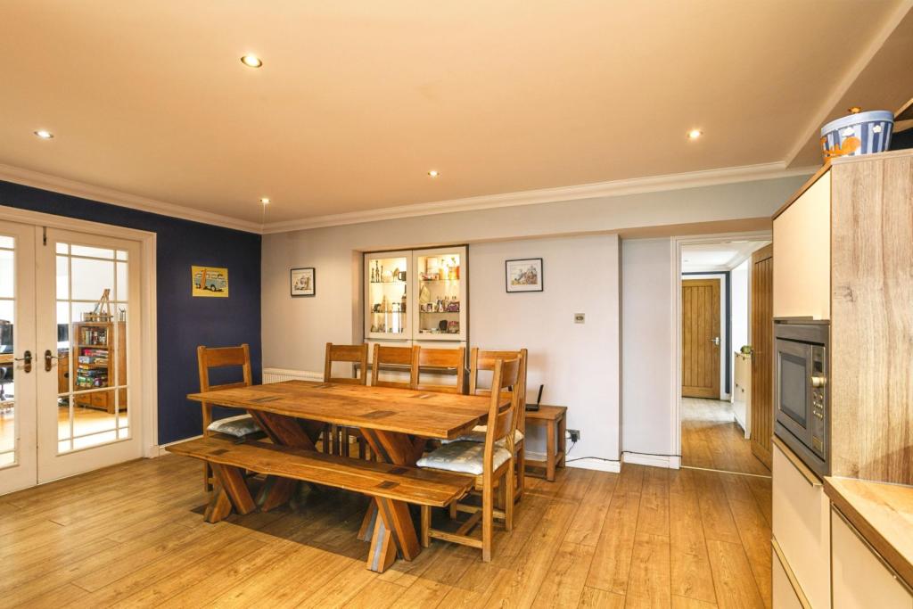 Additional image 17 of South Linn, Peterculter, AB14