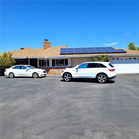 12430 Pawnee Road, Apple Valley, CA 92308