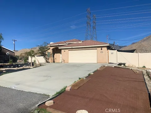 54160 Kalsman Dr, Whitewater, CA 92282