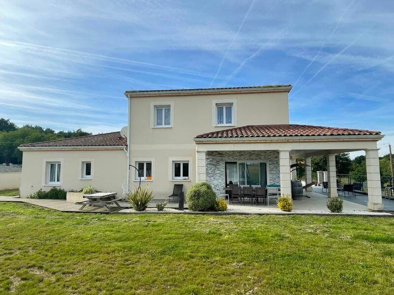 Additional image 2 of Miramont de Guyenne, Lot et Garonne, Nouvelle-Aquitaine, France