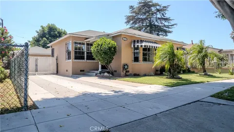 216 W 67th Way, Long Beach, CA 90805