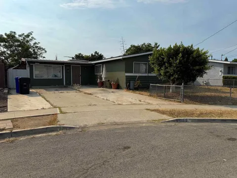 4822 Kesling Court, San Diego, CA 92117