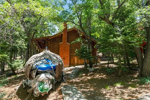 43453 Primrose Drive, Big Bear Lake, CA 92315