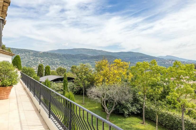 Additional image 2 of Provence-Alps-Cote d`Azur, Alpes-Maritimes, Peymeinade, France