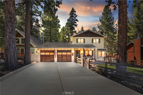 684 Elm St, Big Bear Lake, CA 92315
