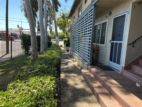 8500 Sunland Boulevard Unit 3, Sun Valley, CA 91352