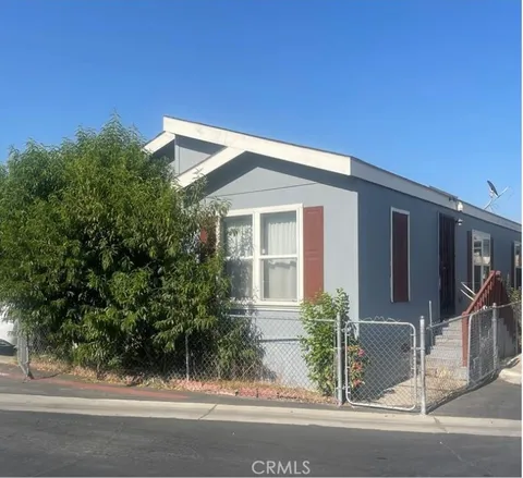 1826 W 19th Street Unit 18, San Bernardino, CA 92411