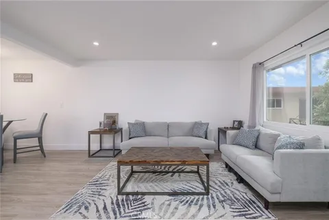 410 N Market Street Unit 27, Inglewood, CA 90302