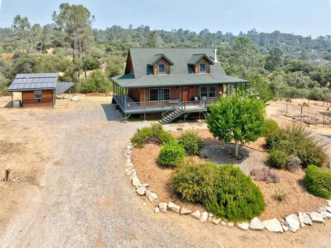 29751 Flying O Ranch Road, Coarsegold, CA 93614