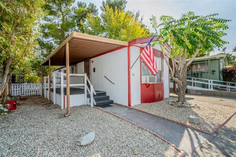 10200 Johnson Road Unit 46, Phelan, CA 92371