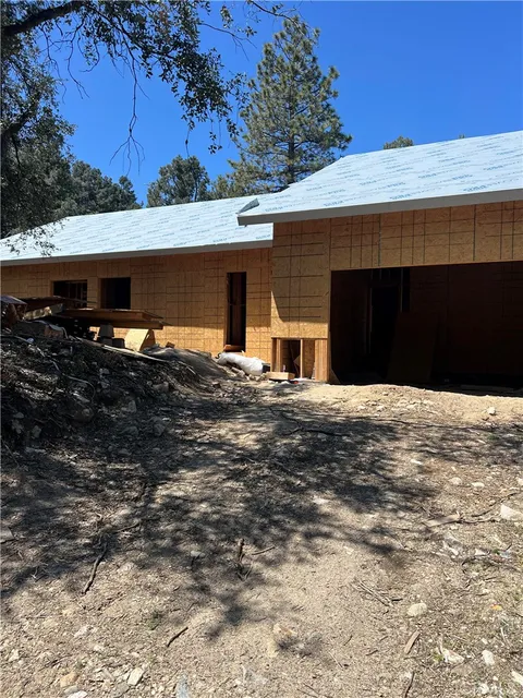 15808 Zurich Way, Pine Mountain Club, CA 93222
