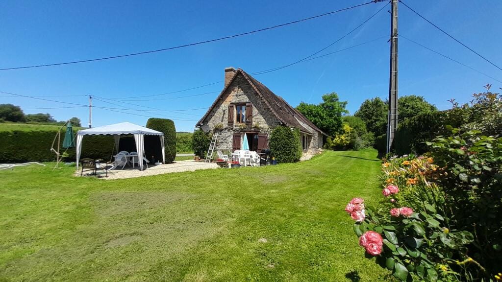 Primary image of Aquitaine, Dordogne, St-Paul-La-Roche, France