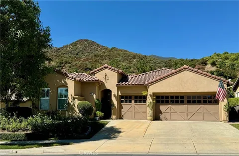 24677 Gleneagles Drive, Corona, CA 92883