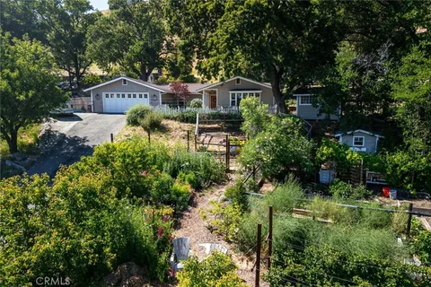 5390 Maleza Avenue, Atascadero, CA 93422