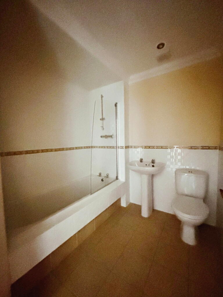 Additional image 14 of 3 Waters Edge Apartments, Macduff AB44 1UE