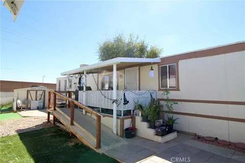 11423 Chamberlaine Way Unit 58, Adelanto, CA 92301