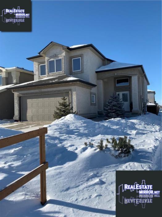 486 Swailes AveWinnipeg, Manitoba, R2V1R8, Canada