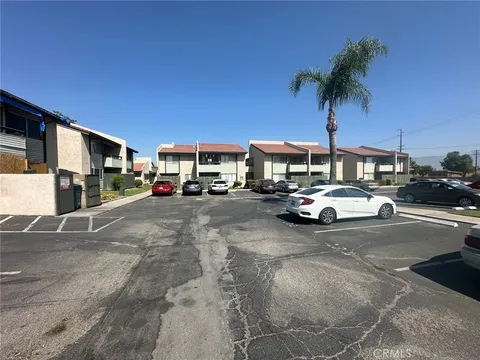 2255 Cahuilla Street Unit 65, Colton, CA 92324