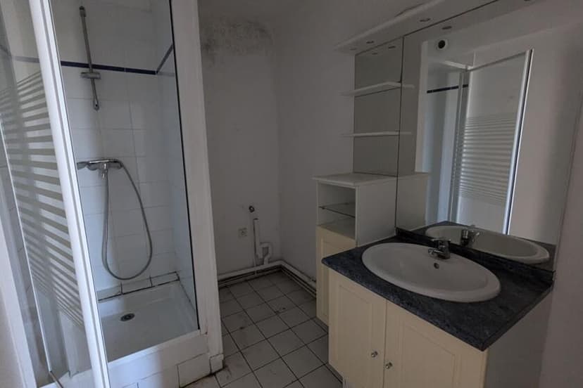 Primary image of Cruguel, Morbihan, 56420, France