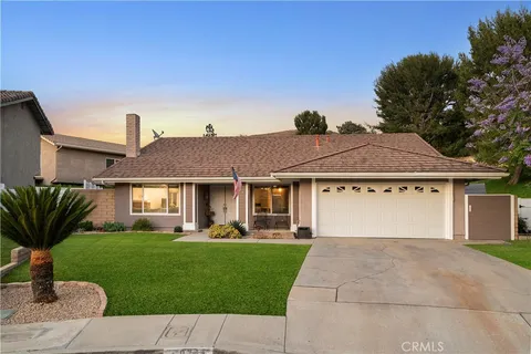 974 South La Salle Circle, Anaheim Hills, CA 92807