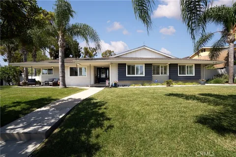 105 Eseverri Lane, La Habra Heights, CA 90631
