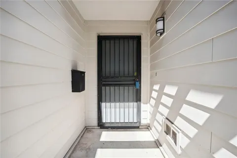 217 Calle Mayor, Redondo Beach, CA 90277