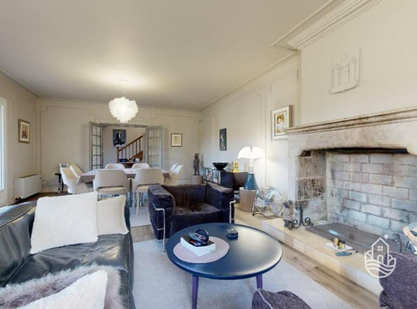 Primary image of Saint-Cyprien, Aquitaine, 24220, France