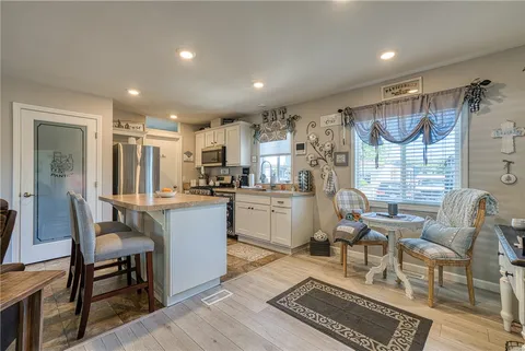 5020 Lakeshore Drive Unit 19, Lakeport, CA 95453